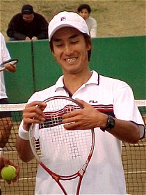 �r�W���A���n�̍������N����